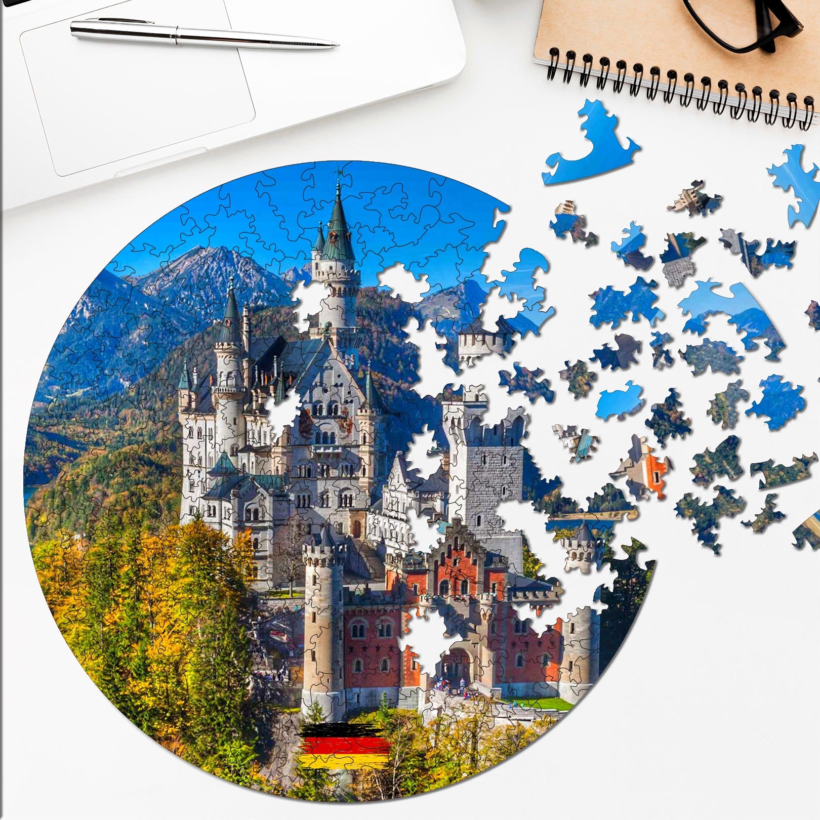 Wooden circular MiMi puzzles "Neuschwanstein Castle. Germany"